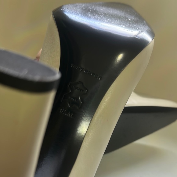 Tory Burch Sculpted Peep-Toe Pumps - Picture 8 of 10